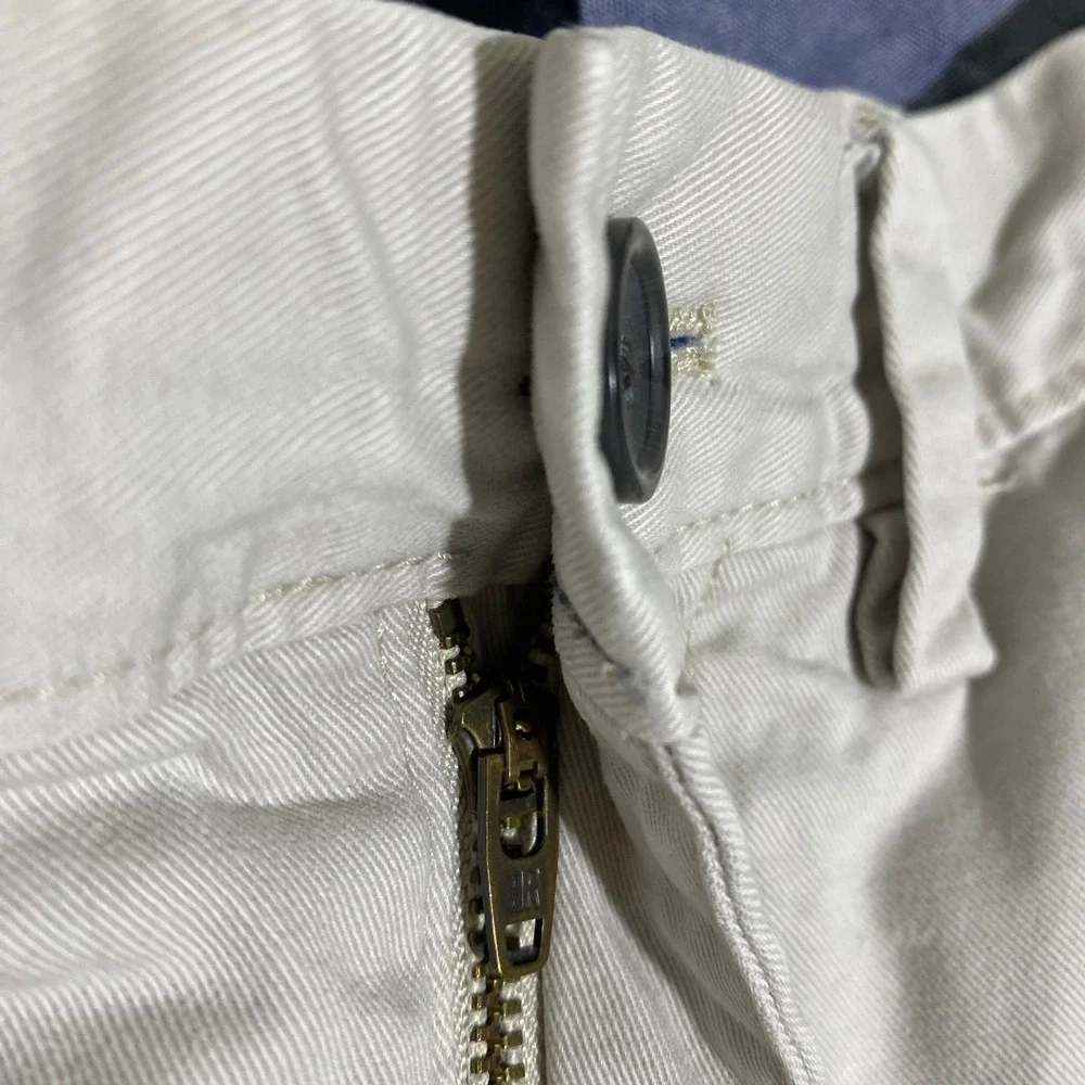 Banana Republic Aiden Short 31 Feather Grey Cotton Chino Shorts Casual 543834-02